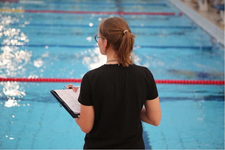 [SCUF] Natation - entraineur